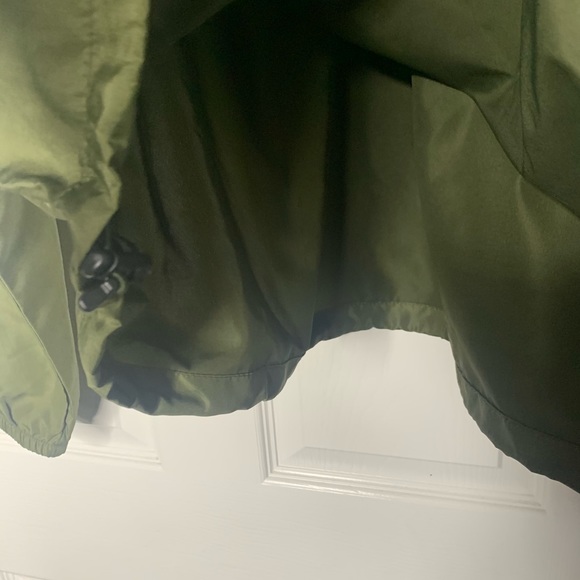 NWOT Detroit Hustles Harder Rain Hoodie - Picture 3 of 5